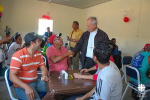 Bishop Robert Prevost greets the faithful in Peru within the Diocese of Chiclayo. 