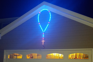 Photo of the rosary on Patrix Heschel’s house in the Buckeye State.