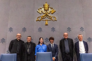 Representatives of the International Committee of the “Rome 25 - Santiago 27 - Jerusalem 33” initiative present their project on July 2, 2025, at the Vatican.