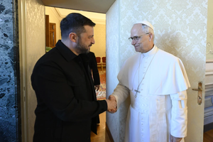 Pope Leo XIV greets Ukrainian President Volodymyr Zelenskyy at Castel Gandolfo on July 9, 2025.