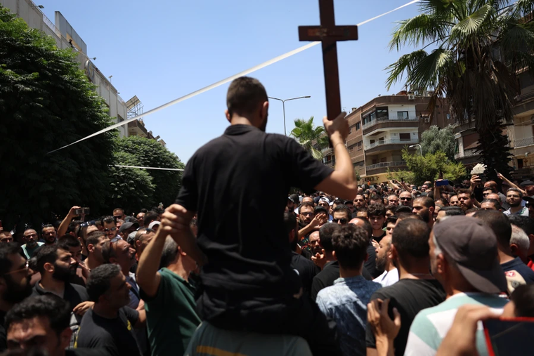 In a scene marked by deep sorrow and righteous anger, churches across Syria held funeral services for the victims of the suicide bombing that targeted St. Elias Church in the Syrian capital, Damascus. The attack claimed the lives of 25 people and left dozens injured.