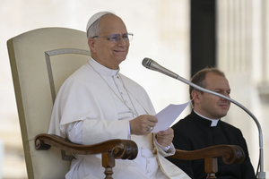 Pope Leo XIV speaks to thousands of pilgrims gathered in St. Peter’s Square for his Wednesday catechesis on the Jubilee theme “Jesus Christ Our Hope” on Aug. 6, 2025.