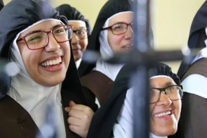 The pontifical foundation Aid to the Church in Need reminds us that “women religious are often on the front lines of wars.”