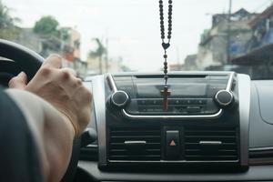 Praying while driving is a beautiful practice.