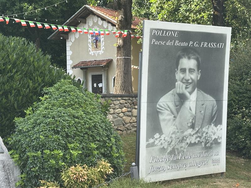 A sign bearing Pier Giorgio’s photo
