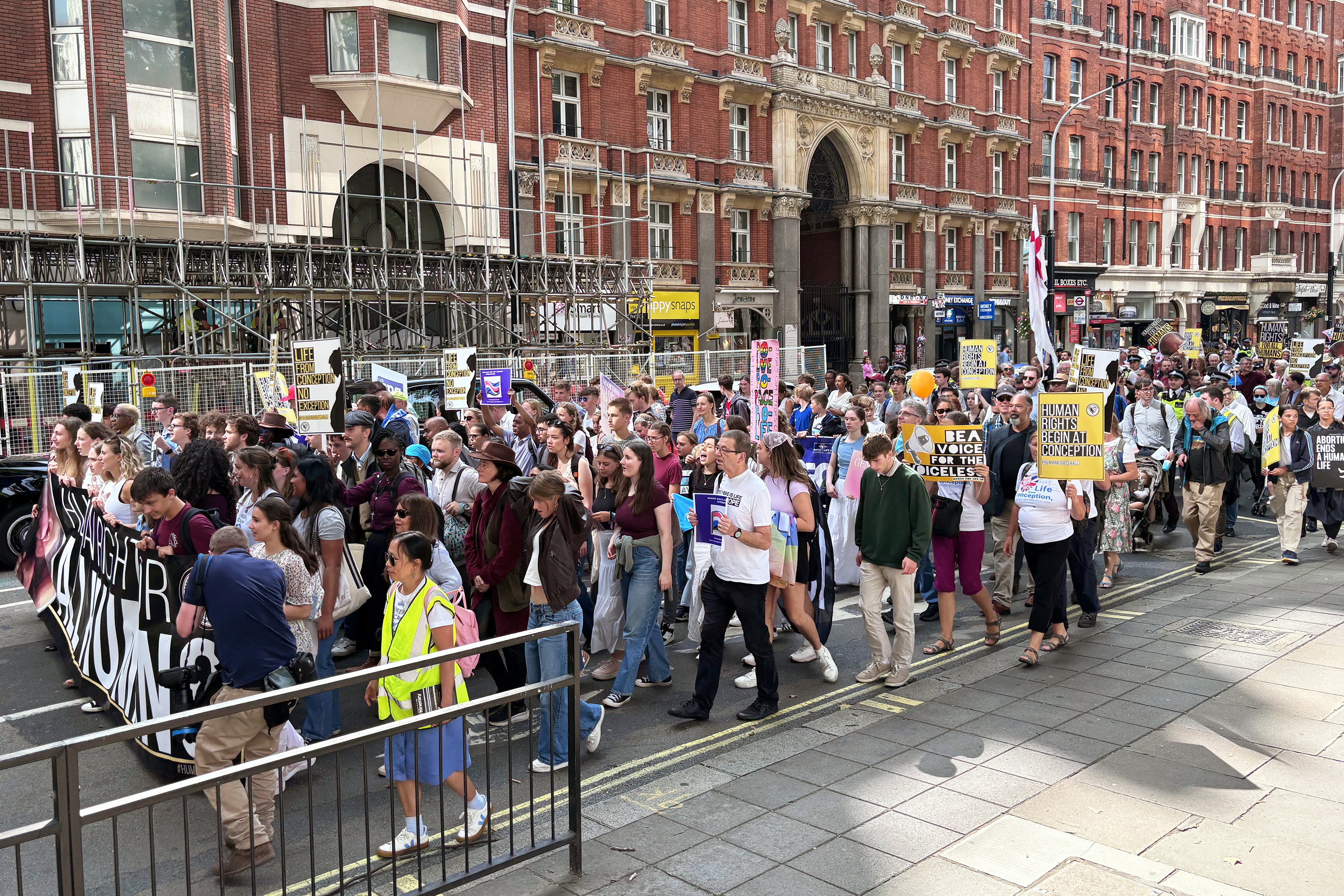 F-IMG_3046.jpeg - More marchers – crowd shot