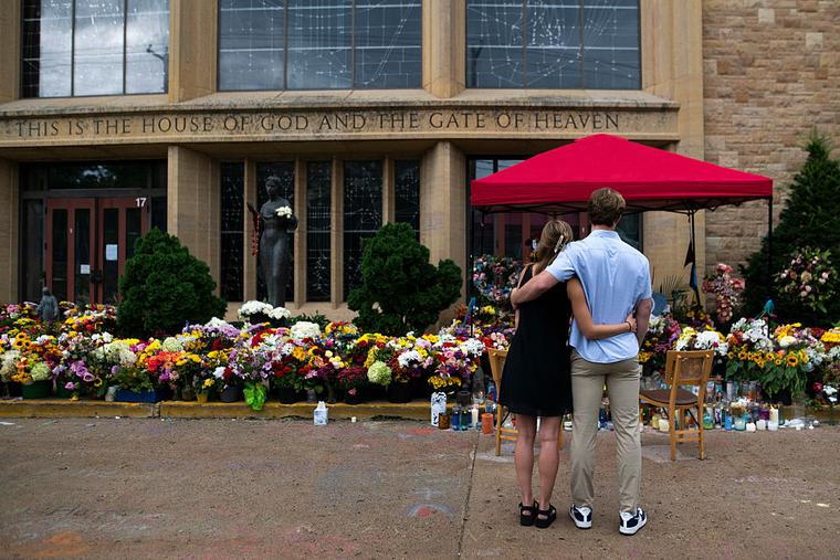 Are Mental Illnesses Being Missed Behind the Mask of Gender Dysphoria?