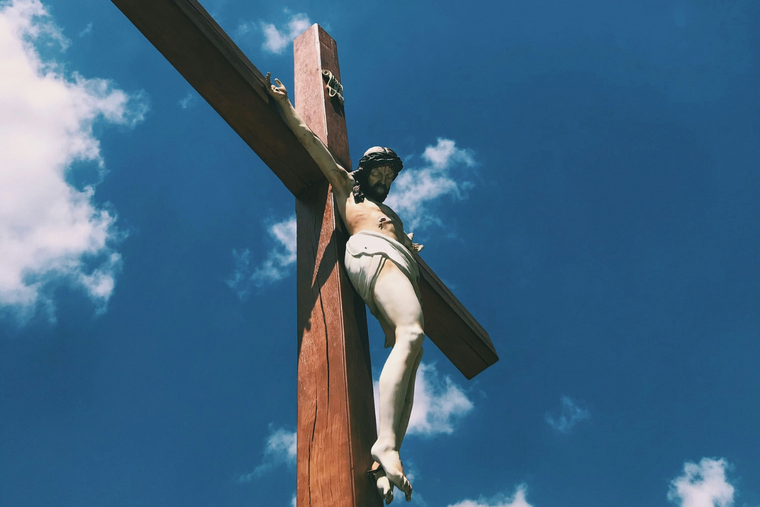 The Cross Shows the Depth of Christ&rsquo;s Love