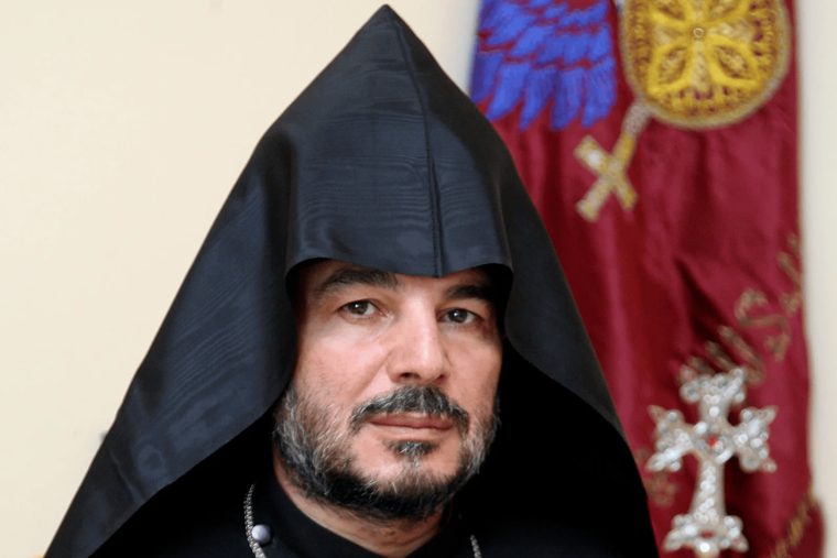 Archevêque Vrtanes Abrahamyan d'Artsakh