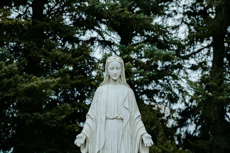 Our Lady gives us an example to follow in having a grateful heart.