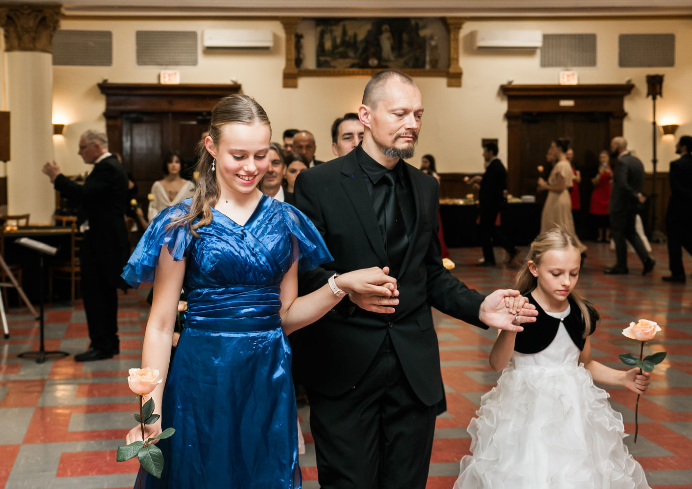 20251024191028_2d9ca0de2cde244336883311510d6ca8c17140b78f3174b84d12f1fcb0200faf Chicago Parish Hosts Ball| National Catholic Register