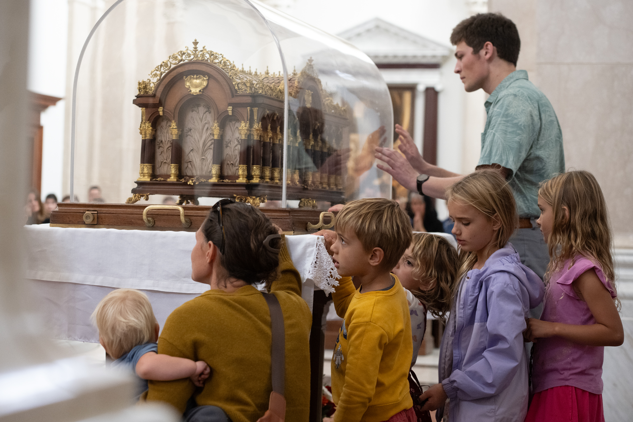 Therese relics