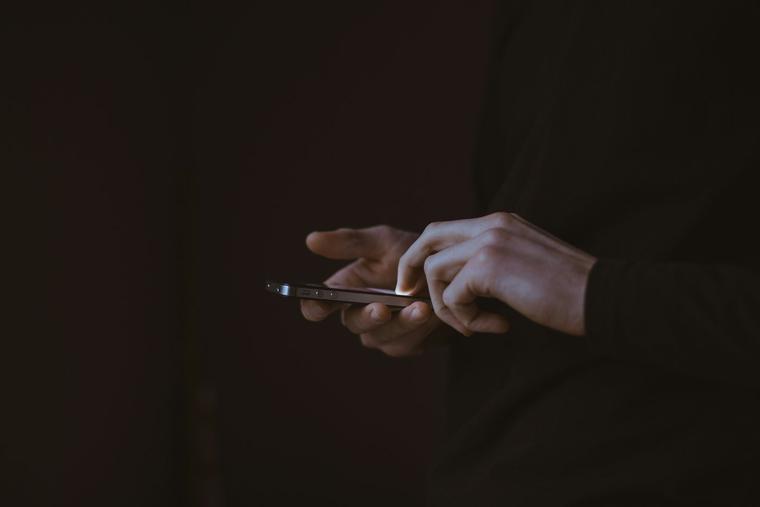 The digital age has given rise to new addictions, the Holy Father said.