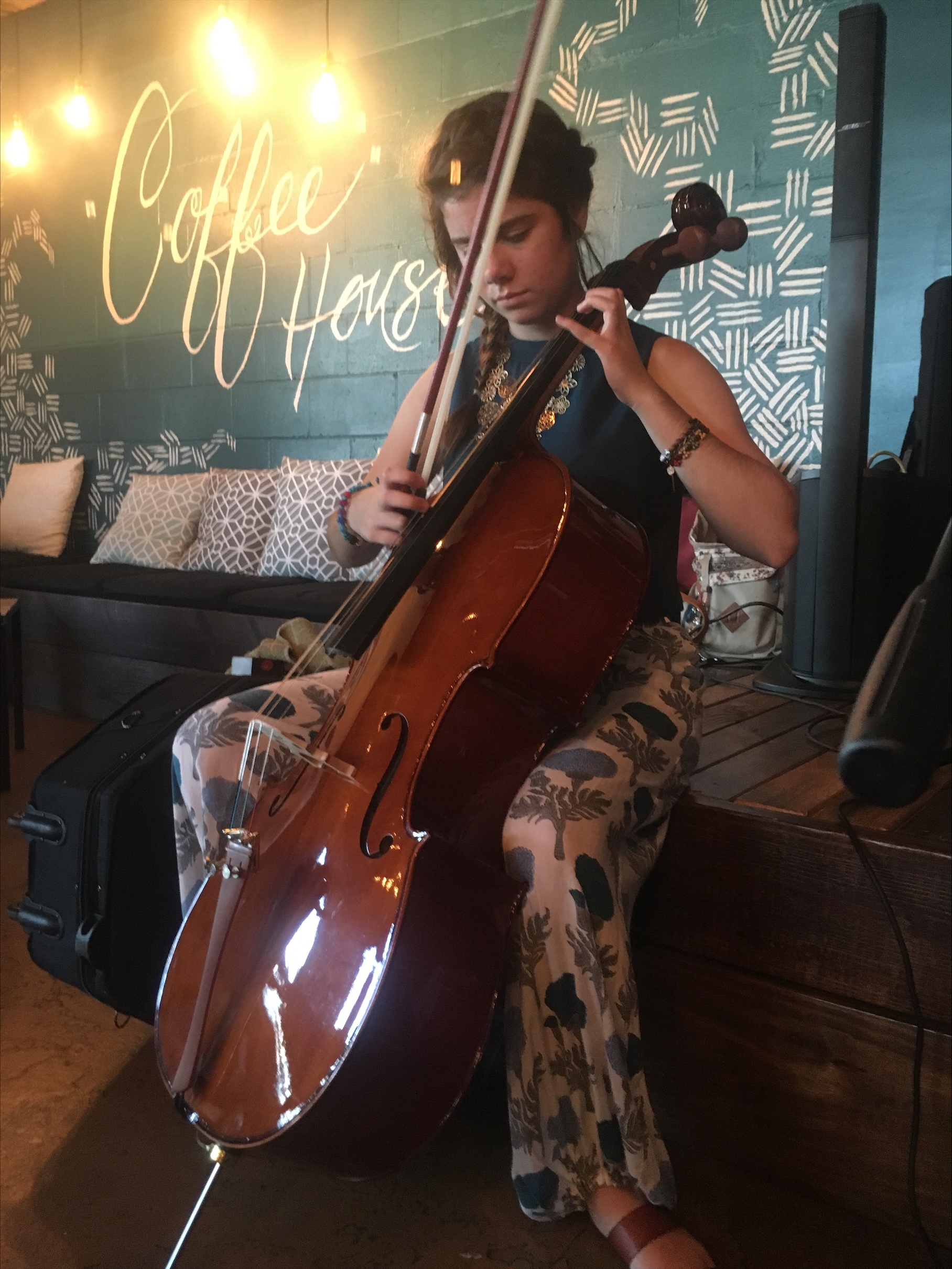 20251113181128_be7e927ad723ee0736a3f783ae503e7eb1da84936344fceefadfee49d31878ef 10 Inspiring Stories of the Most Impactful Christmas Gifts| National Catholic Register