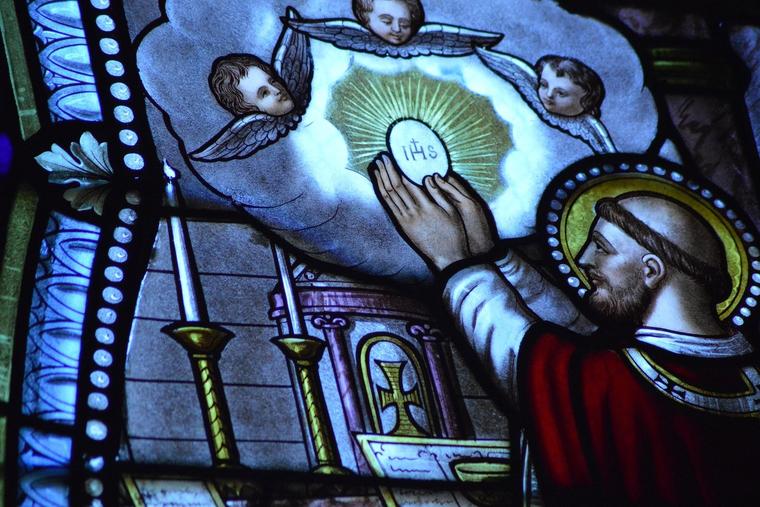 Bill Murray Likes the Mass, Engraving of the Face of Jesus Made by a Single Line, a Priest’s Advice on Building a Great Marriage, and More Great Links!