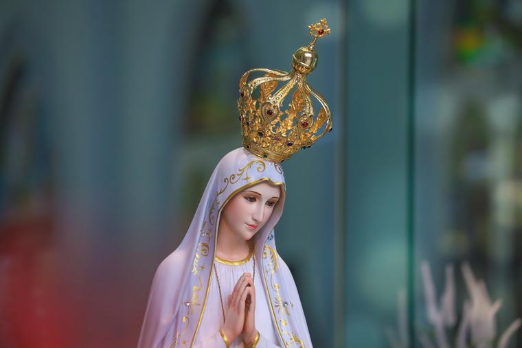 The Fabric of Faith: What Our Lady’s Wardrobe Reveals About Her Mission