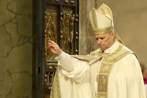 Pope Leo XIV closes the Holy Door ending the Jubilee of Hope on January 06, 2026 in Vatican City. 