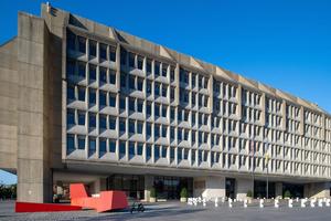 The U.S. Department of Health and Human Services headquarters building in Washington, D.C. |