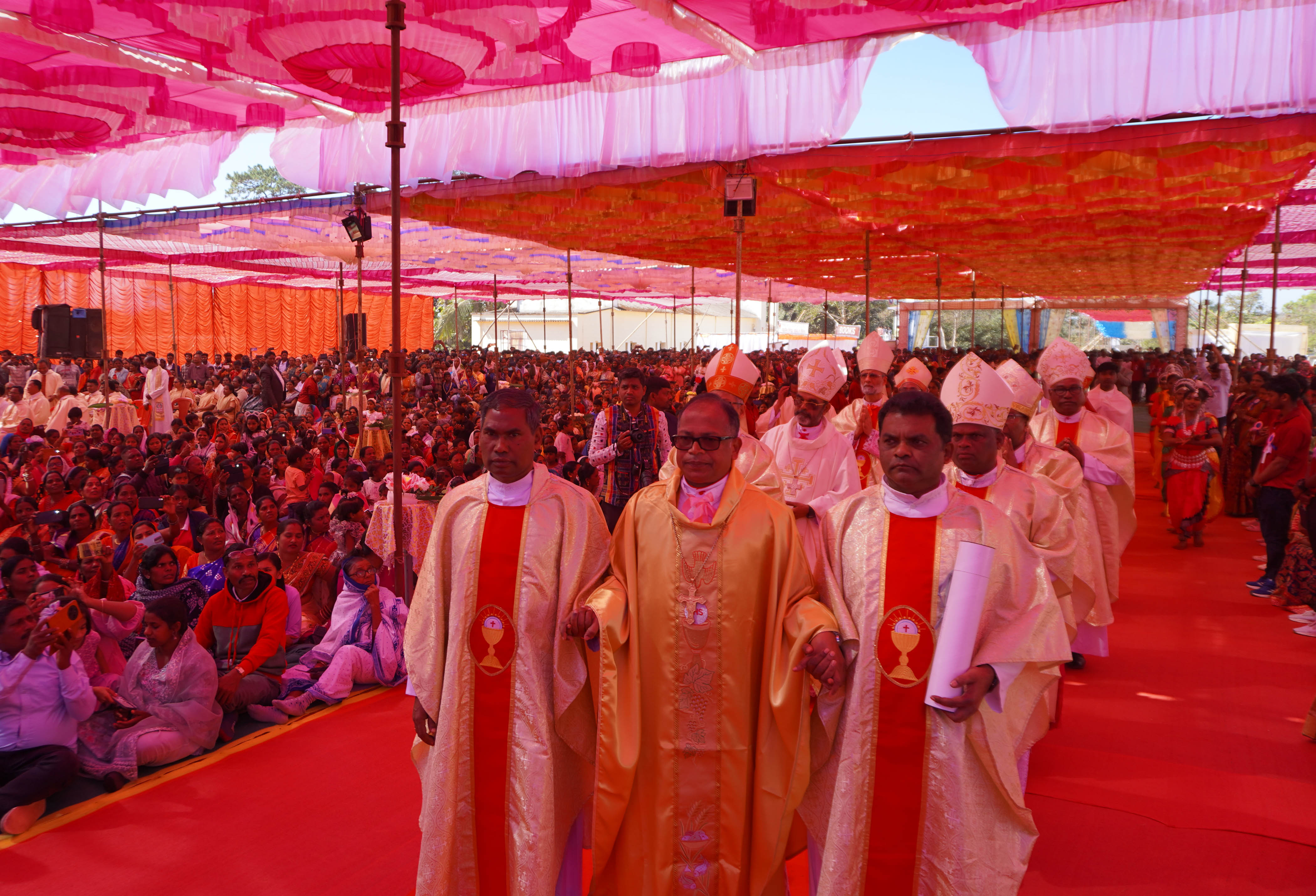 Part of over 20000 strong crowd at the episcopal ordination of bishop Rabindra Kumar Ranasingh on Jan 17 at Daringabadi in Kandhamal.