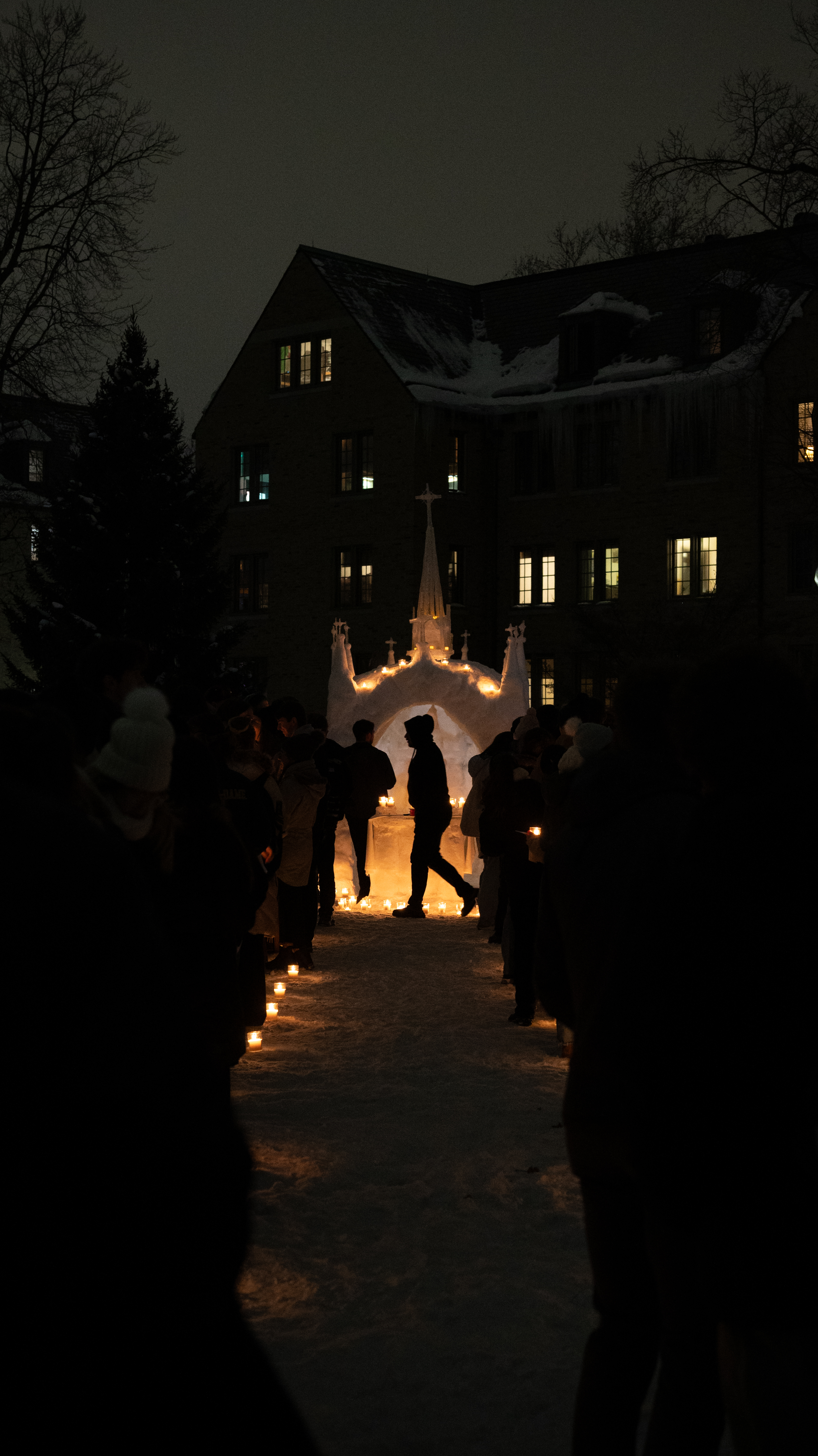 ND ice chapel light