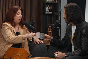 Catholic actors Siobhan Fallon Hogan and Jonathan Roumie chat over cappuccinos.