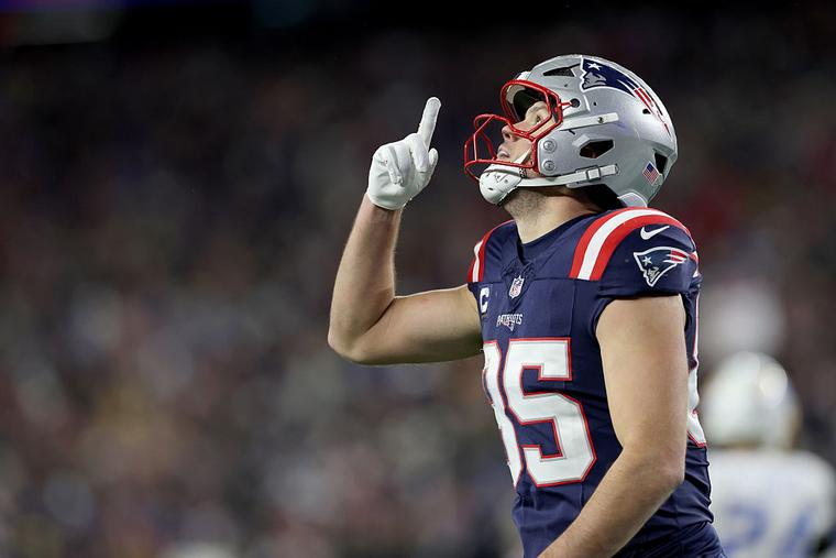 The Faithful 11: Meet the Patriots and Seahawks Playing for Christ this Super Bowl Sunday The Faithful 11: Meet the Patriots and Seahawks Playing for Christ this Super Bowl Sunday