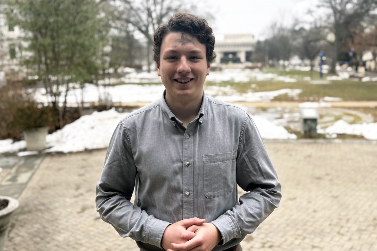 2026021818024_e0ab3e05d93819faad1ca2e9a1165fba60ef0facab0f9383f3d164ab30af9b99 Catholic Students Marked by Faith on a Secular Campus| National Catholic Register