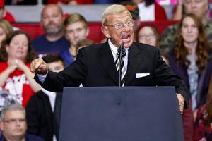 Former Notre Dame football coach Lou Holtz speaks during a campaign rally at the County War Memorial Coliseum November 5, 2018 in Fort Wayne, Indiana. 