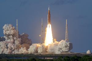 NASA’s Space Launch System rocket launches Wednesday carrying the Orion spacecraft with NASA astronauts Reid Wiseman, commander; Victor Glover, pilot; Christina Koch, mission specialist; and CSA (Canadian Space Agency) astronaut Jeremy Hansen, mission specialist on NASA’s Artemis II mission.
