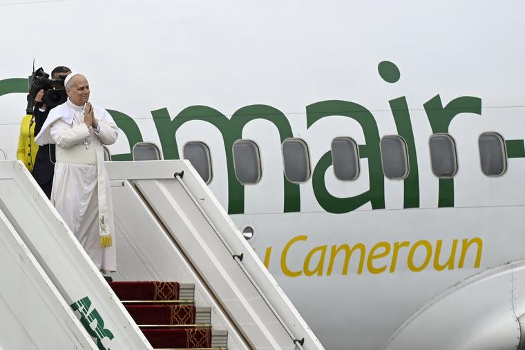 PHOTOS: Highlights From Pope Leo XIV’s First Full Day in Cameroon