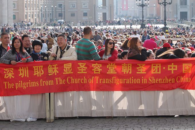 China Pressures Underground Catholics to Join State Church, Rights Group Says