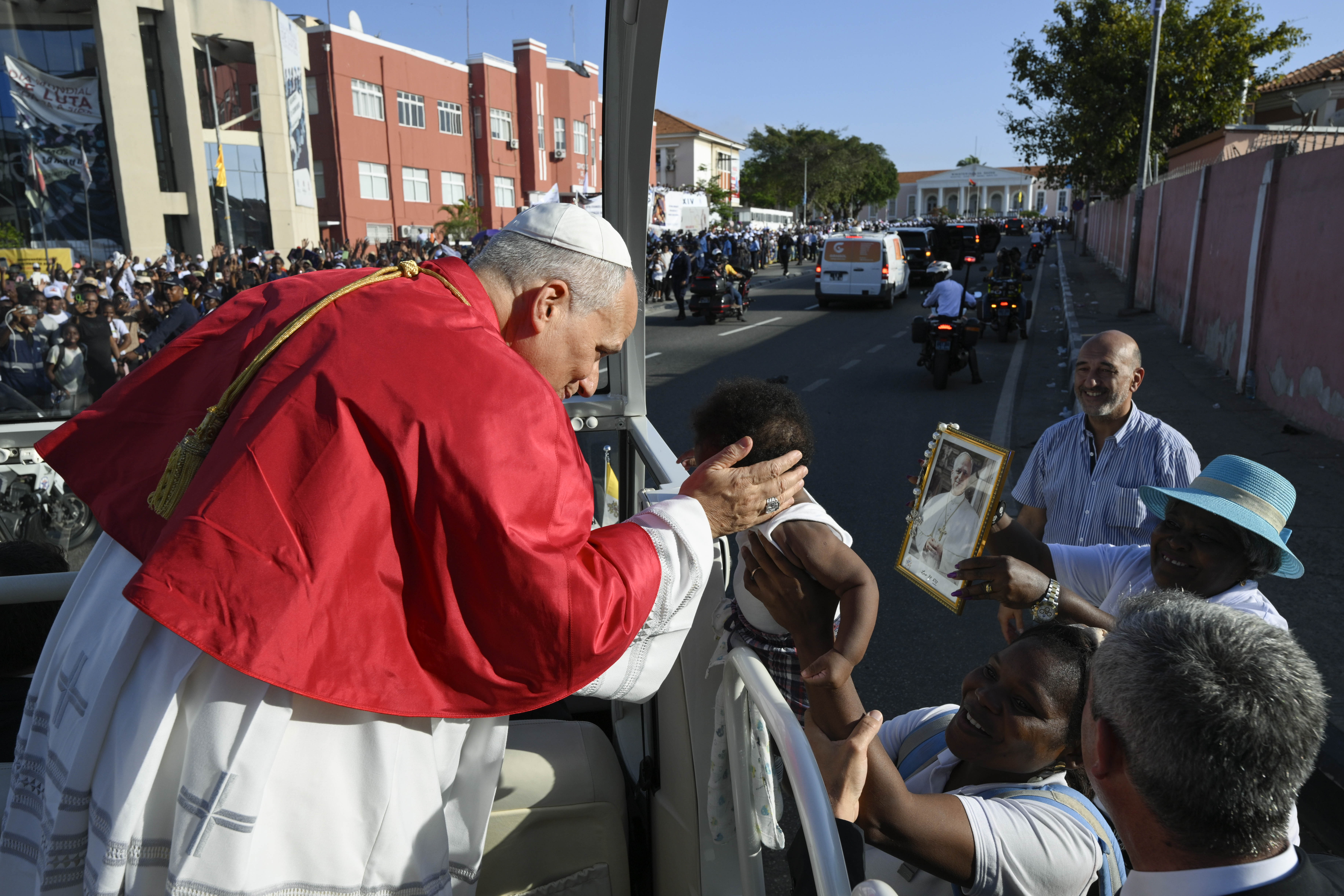 Pope Leo blesses in Luanda