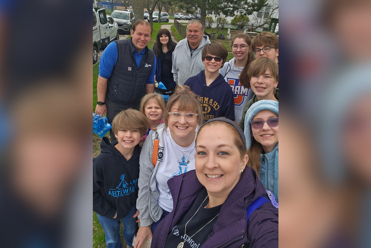 22 Miles of Faith: Catholic Family of 10 Turns Walk to Mary Pilgrimage Into a Tradition
