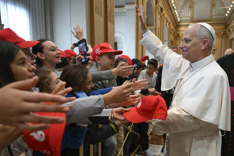 Leo XIV Laments That After Receiving Confirmation, Many Young People &lsquo;Disappear From the Parish&rsquo;
