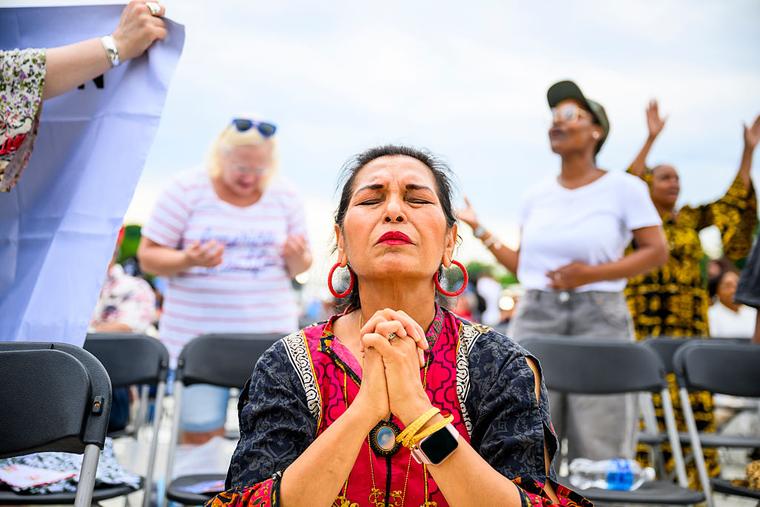 Religious Expression in Public Life on the Rise Religious Expression in Public Life on the Rise