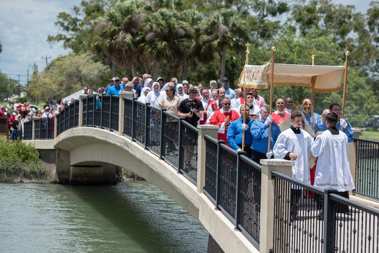 2026 National Eucharistic Pilgrimage Kicks Off in St. Augustine, Florida, on Pentecost