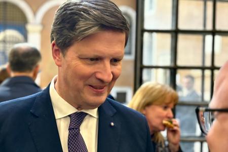 Traditional Latin Mass Is ‘Absolute Antithesis of Today’s World,’ Says Eduard Habsburg