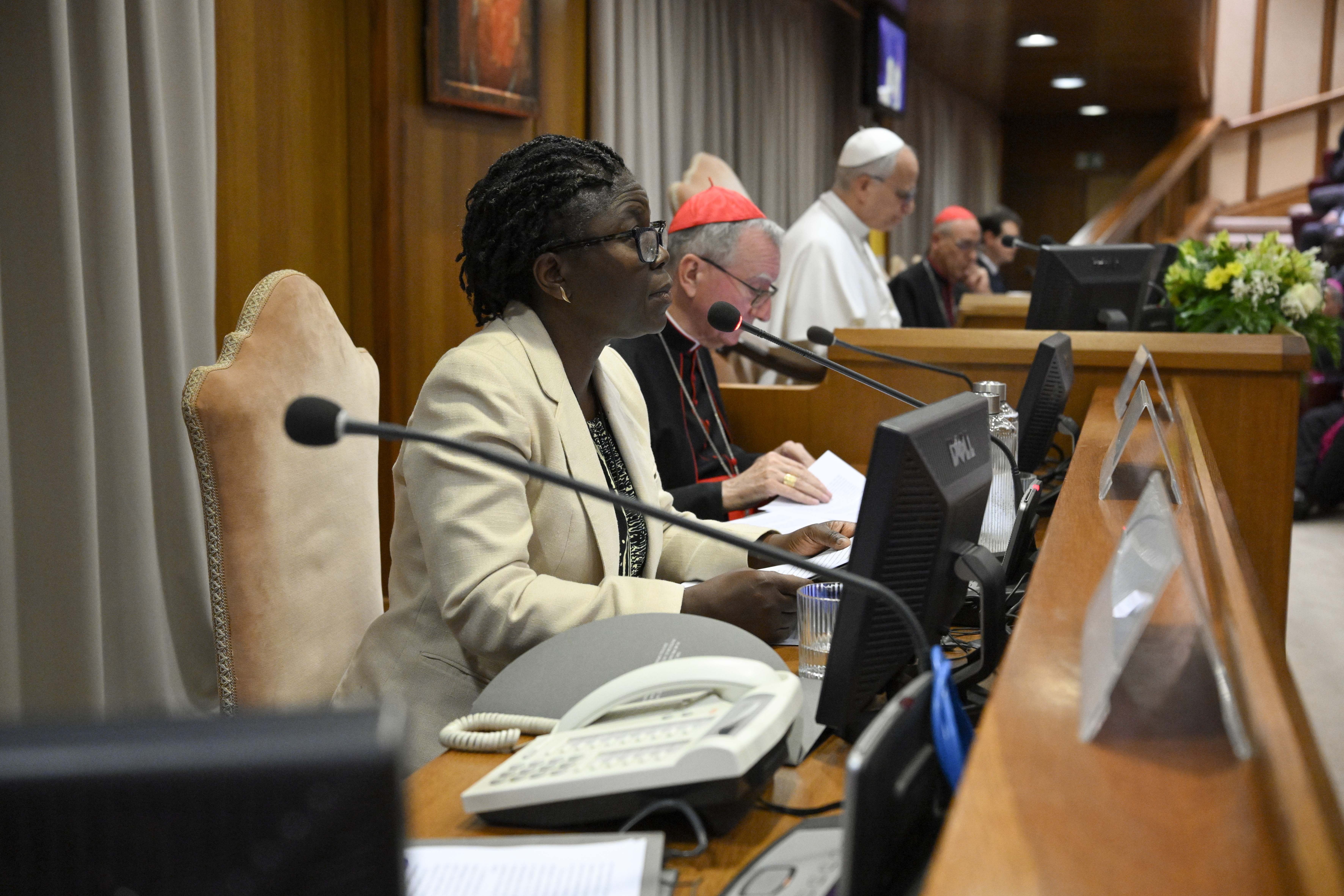 Léocadie Lushombo