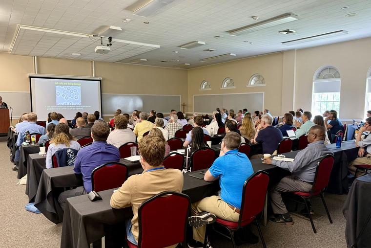 Catholic Scientists Meet to Discuss Identical Twins, AI, and the Unity of Truth