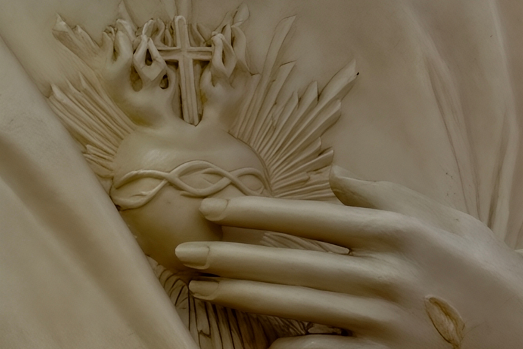 ‘Sacred Heart of Jesus, I place all my trust in you.’