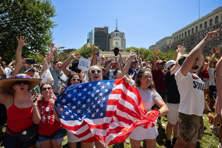 Despite the heat, a few intrepid souls arrived at Independence Mall to celebrate America’s 250th birthday.