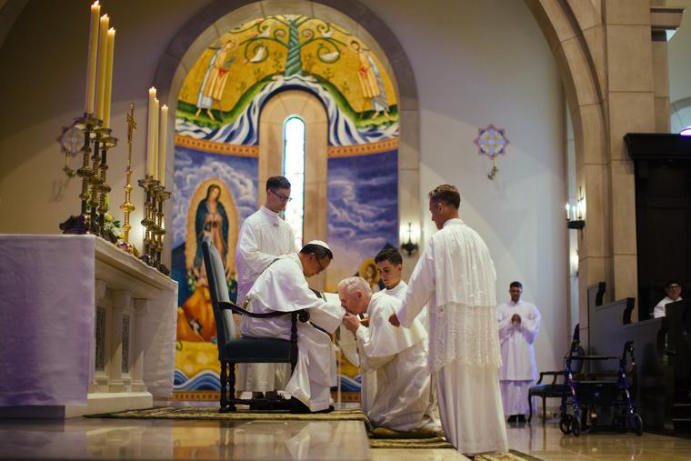 Filipino Norbertine Priest Elected New Abbot of St. Michael’s Abbey in California Filipino Norbertine Priest Elected New Abbot of St. Michael’s Abbey in California