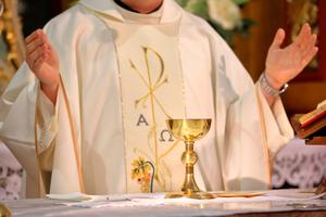 Former refugee from the war in Bosnia and Herzegovina, 41-year-old Senad Mrkaljevic was recently ordained a priest by the archbishop of Berlin, Heiner Koch, at St. Hedwigʼs Cathedral. 