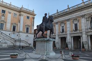 The Palazzo Senatorio, Rome’s City Hall, is located at the Piazza del Campidoglio atop Rome’s Capitoline Hill.