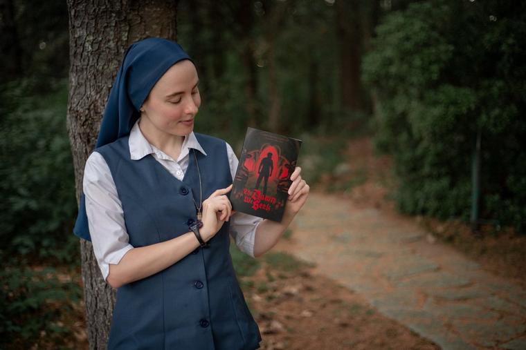 When Light Overcomes Darkness: A Catholic Nun Takes on Modern Vampire Fiction When Light Overcomes Darkness: A Catholic Nun Takes on Modern Vampire Fiction