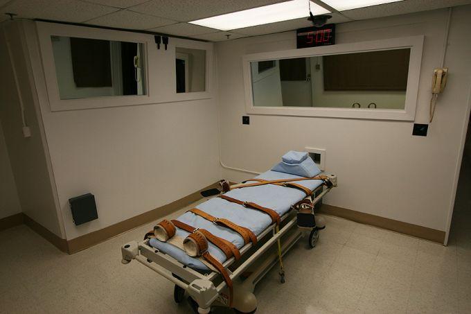 A gurney used to restrain prisoners during their executions sits in the death chamber at Florida State Prison.