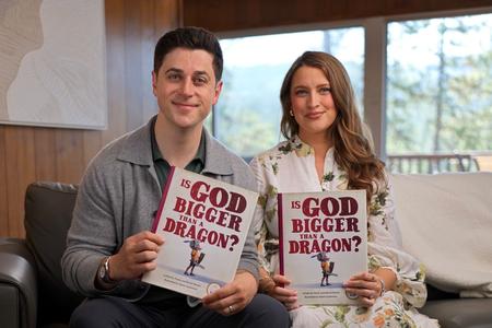 Catholic Actor David Henrie Slays Bedtime Fears in New Faith-Filled Picture Book