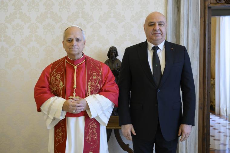 Pope Leo Meets Lebanese President; Security Issues at Center of Talks Pope Leo Meets Lebanese President; Security Issues at Center of Talks