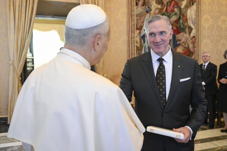 Pope Leo Appoints Leader of Knights of Columbus to Vatican Body