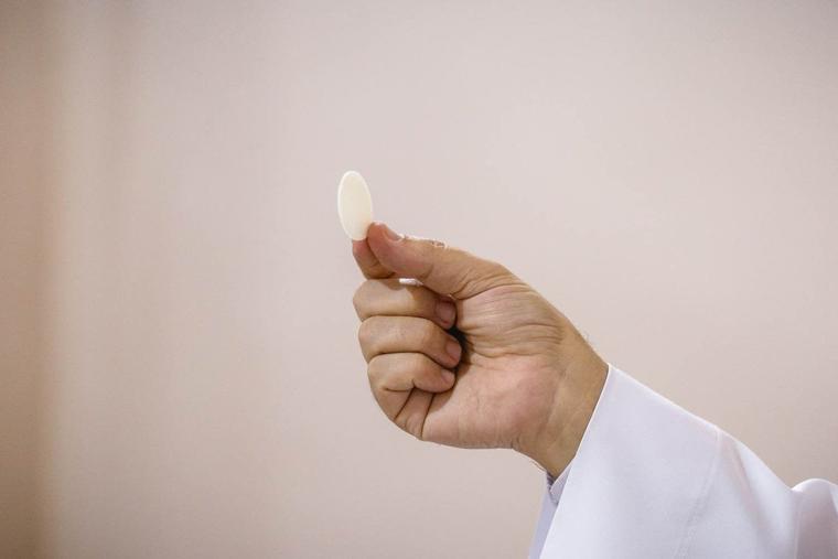 Possible Eucharistic Miracle in Guatemala: Church Urges &lsquo;Prudence and Restraint&rsquo;
